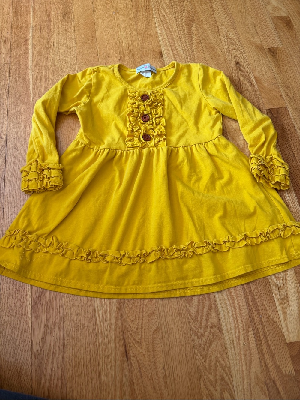 Adorable Sweetness yellow longsleeved Shirt w/ ruffles on chest cuffs hem Size 8